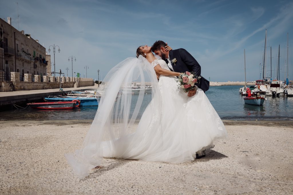 Un bacio sulla spiaggia – matrimonio di Cosimo e Dominga